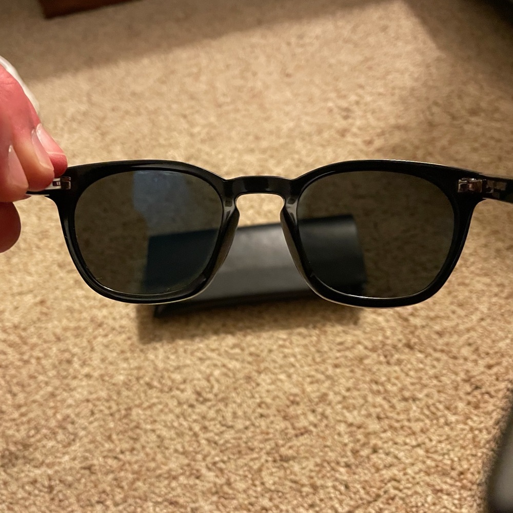 🔥🔥SAINT LAURENT DESIGNER SUNGLASSES BLACK🔥🔥 - Picture 5 of 7